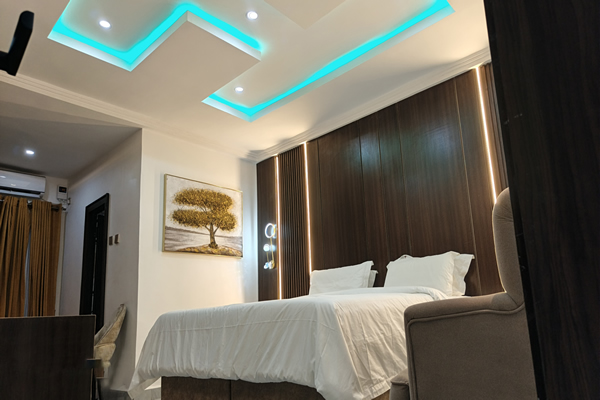 Kamo Suite